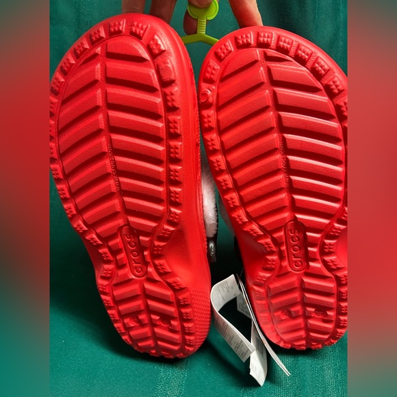 Crocs Santa fleece lined Christmas/Holiday - Picture 3 of 10